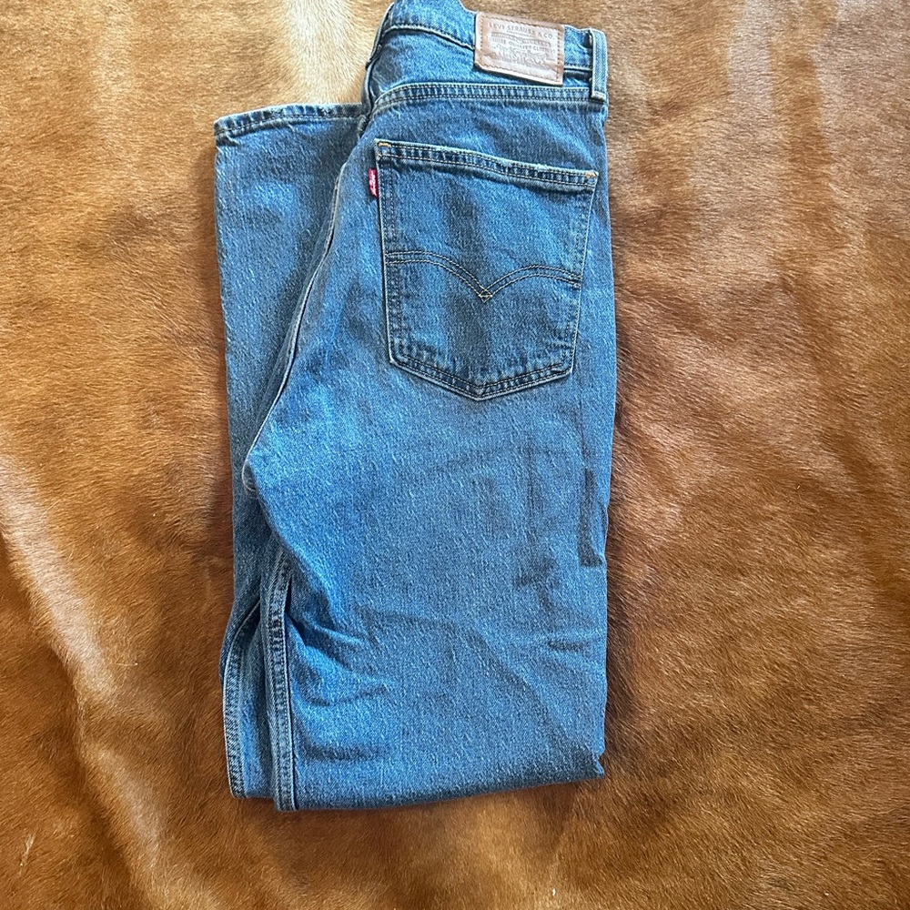 Woman’s Levi’s 70 High Slim Straight Leg Jeans - Size 30
